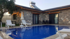 Fethiye Müstakil Villa Havuzlu iki yatak odası bir salon günlük kiralık